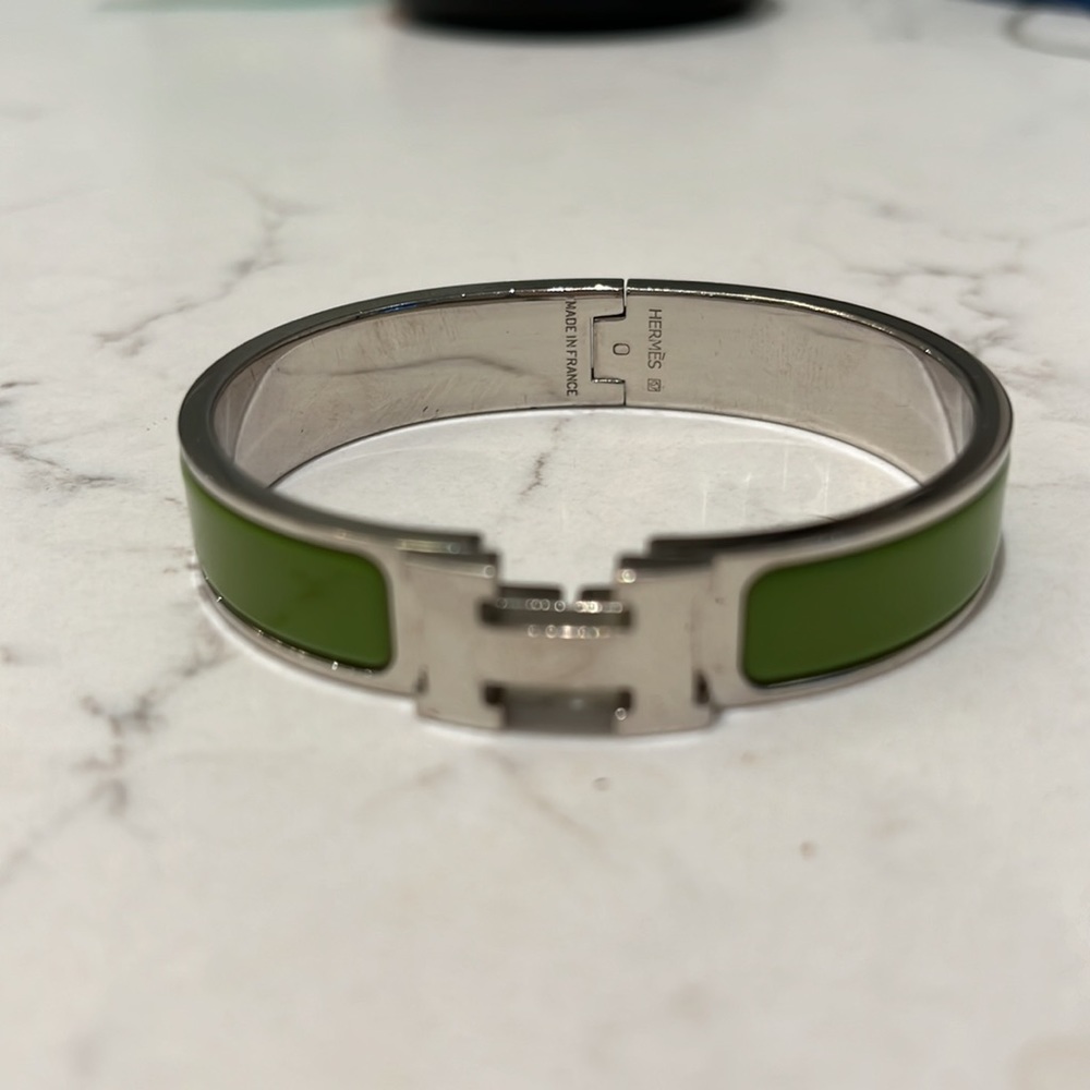 SOLD! Hermes Clic H Lime Green PM Bracelet . Gorgeous! unavailable at Hermes - Picture 3 of 6